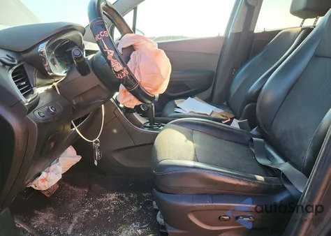 2018 Chevrolet Trax 1Lt from USA, damaged, VIN 3GNCJLSB5JL153981